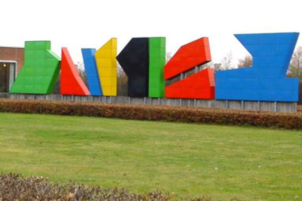 1 In 1993 – Paul Gadegaard, the Danish painter and sculptor, designed the iconic sculpture that soon became the logo trademark of Dansk Wilton