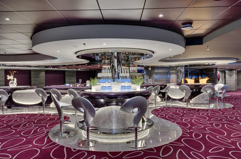 MSC Meraviglia Infinity Bar with carpets for cruise ships from Dansk Wilton